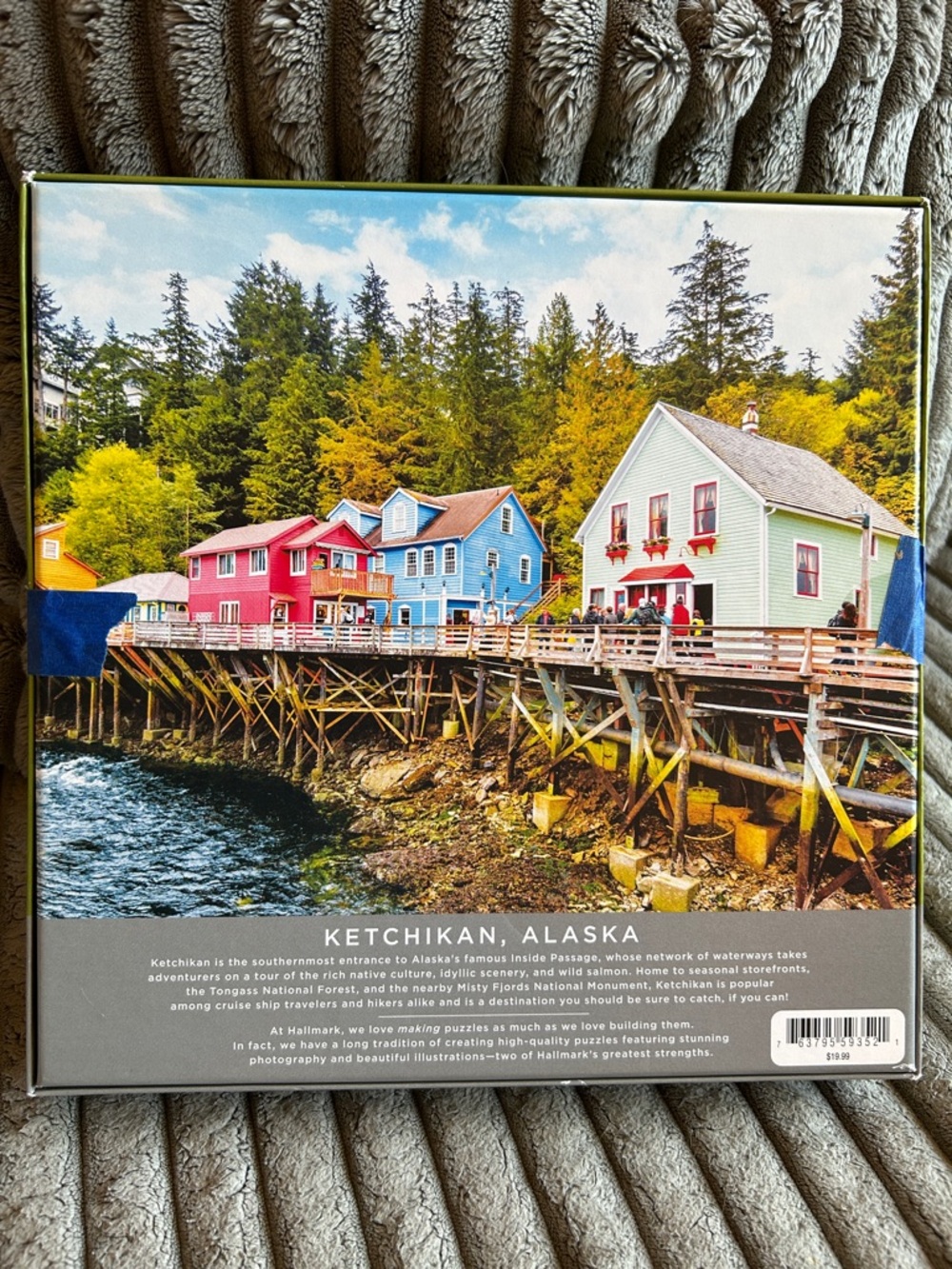 Hallmark 1000-Piece Puzzle Ketchikan Alaska Vibrant Historic Creek Street - Picture 2 of 6